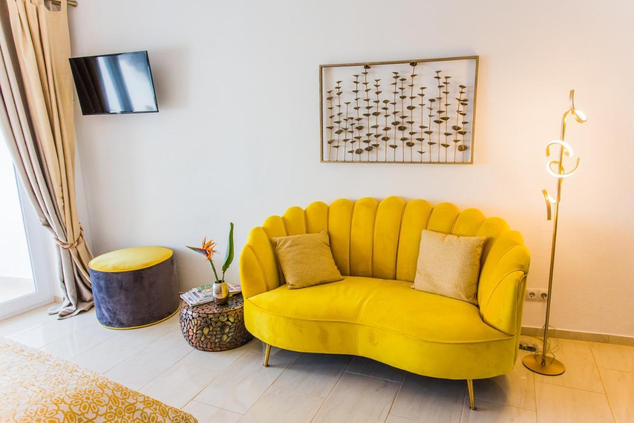 Suite Bora Bora Marbella Exteriör bild